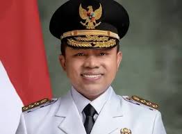 kpk-tangkap-gubernur-riau-abdul-wahid-lewat-operasi-senyap